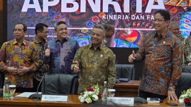 Usai Cukai Rokok, Menkeu Purbaya Buka Opsi Turunkan PPN 11 Persen