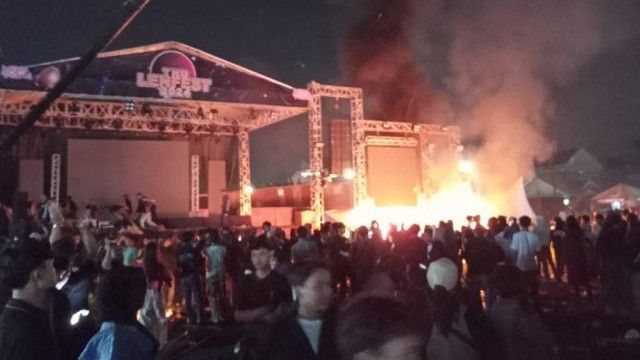 Respons Polisi Usai Viral Penonton Bakar Panggung Konser Lentera Fest di Tangerang