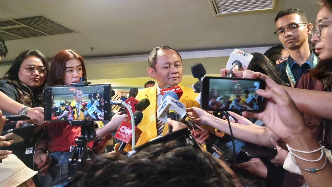 Internal Golkar Tak Resiseten Soal Jokowi Jadi Kader