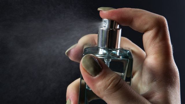 Mengenal 'Perfume Layering' untuk Ciptakan Wewangian Personal, Ini Caranya