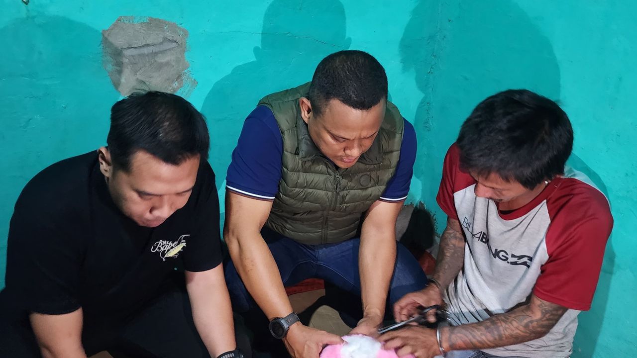 Polisi Bongkar Kasus Peredaran Sabu 6 Kg yang Disimpan dalam Boneka di Jaktim