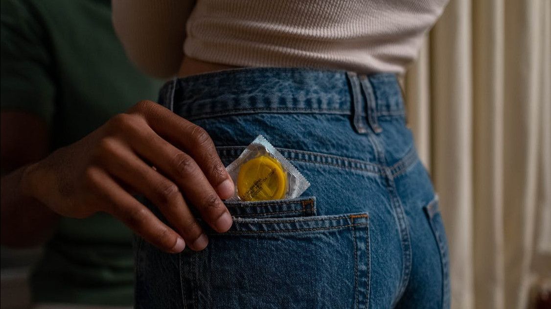 Cegah Kehamilan dan HIV, Begini Cara Menggunakan Kondom yang Tepat agar Tidak Bocor