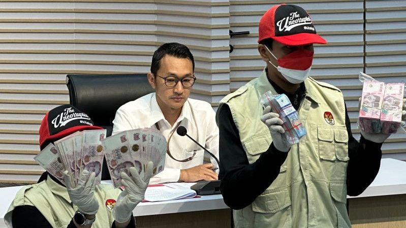 Usai Tetapkan 5 Tersangka Suap Pajak Jakut, KPK Sita Barang Bukti Rp6,38 Miliar