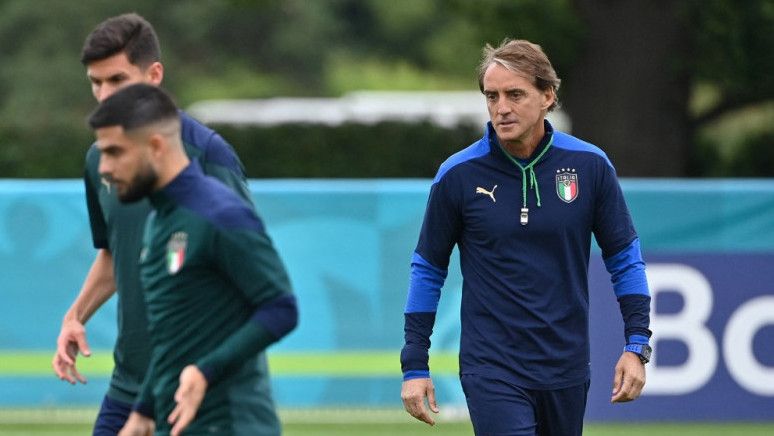 Ikhtiar Mancini untuk Final Euro 2020: 'Azzurri' Tetap Tampil Menyerang Selama 90 Menit