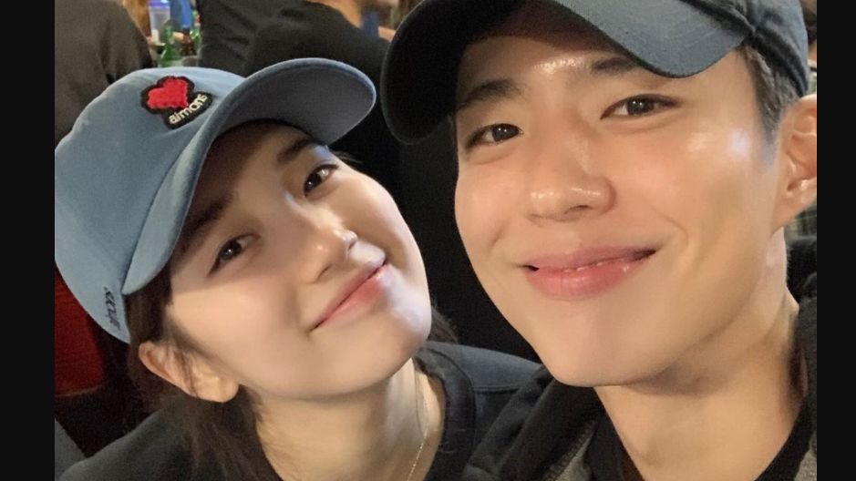 Suzy Buka Suara Terkait Rumor Pacaran dengan Park Bo Gum