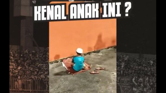 Kepergok Salat di Stadion Pamelingan, Bocah Ini Dicari Manajemen Madura United, Ada yang Kenal?