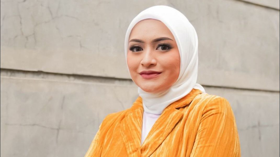 Cerai dengan Sule, Nathalie Holscher Ungkap Sempat Berniat Lepas Hijab