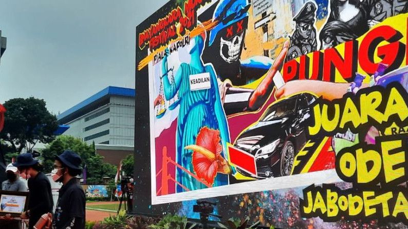 Berani Kritik Polisi Pungli Lewat Mural Dapat Hadiah Rp30 Juta dari Kapolri