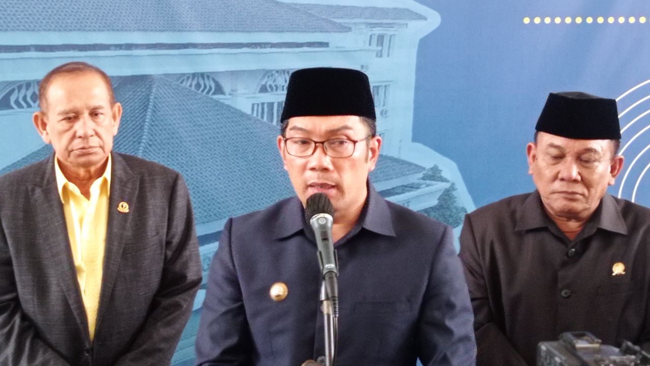 Gubernur Jabar Ridwan Kamil Minta Pertamina Awasi Penyaluran BBM Subsidi Tepat Sasaran