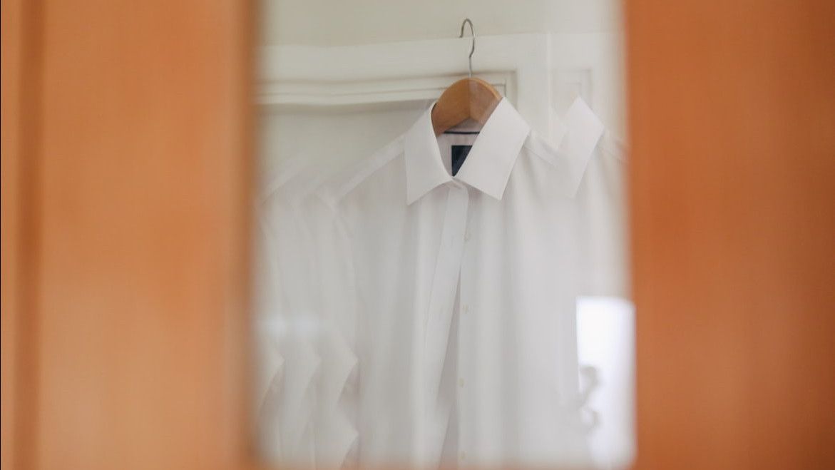 Cara Menghilangkan Noda Kuning di Baju Putih dengan Praktis