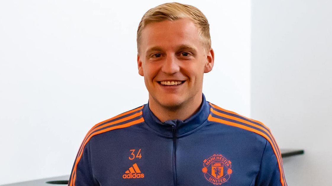 Van de Beek Tinggalkan Mancehster United Usai Tampil Angin-anginan dan Suka Cedera