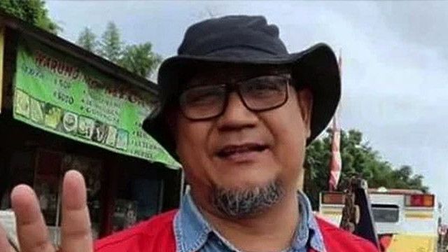 Edy Mulyadi Bawa Pakaian dan Alat Mandi Penuhi Panggilan Penyidik: Sangat Siap