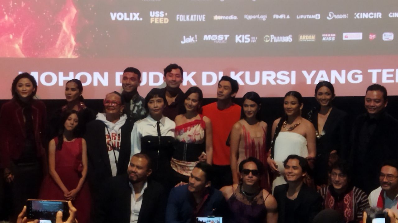 Segera Tayang, Film Sri Asih Sajikan Aksi Pevita Pearce Jadi Superhero Pertama Indonesia