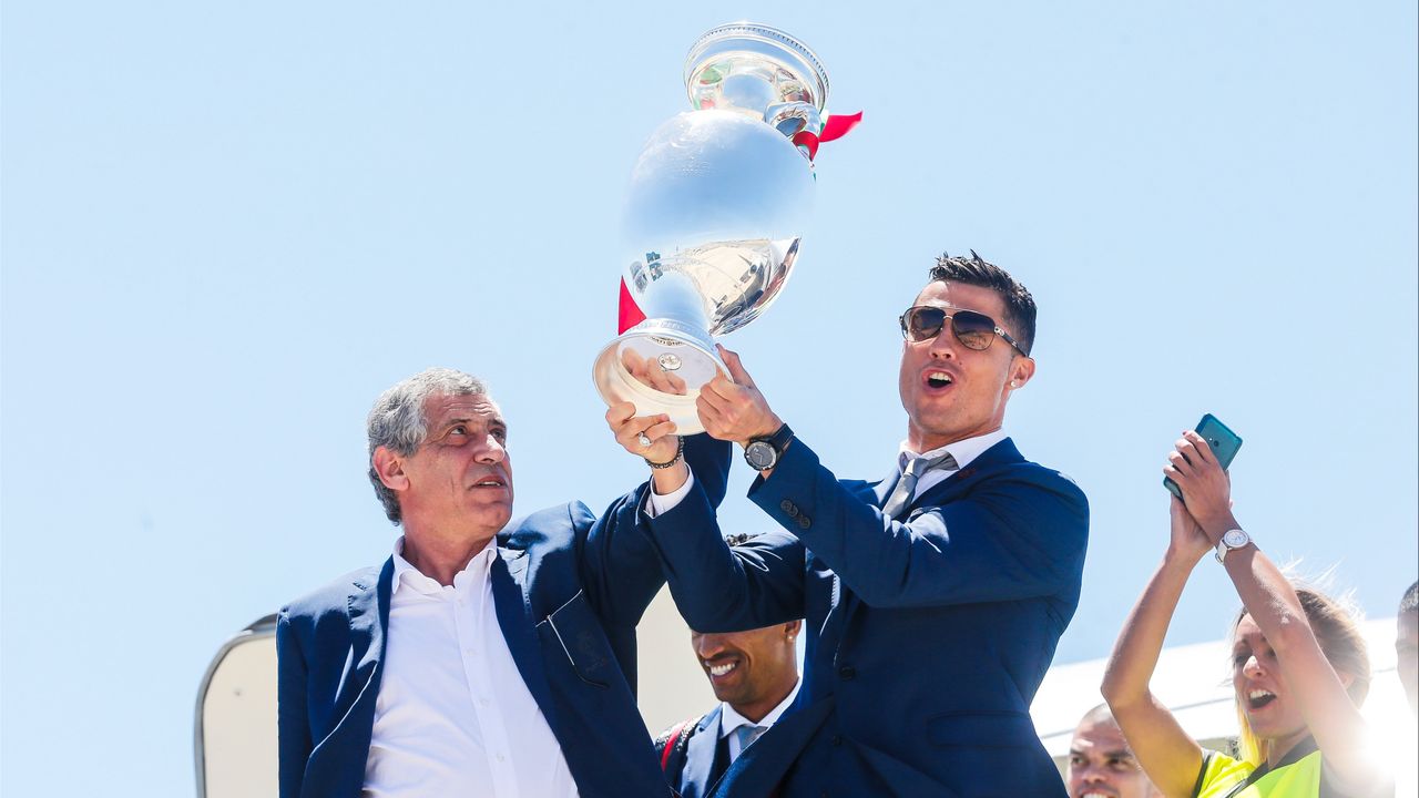 Pernah Bawa Ronaldo cs Juara Euro, Kini Santos Mundur dari Timnas Portugal