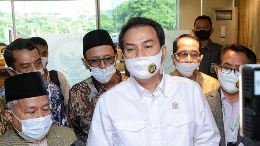 Ditunggu Sampai Sore Azis Syamsuddin Tak Kunjung Datang, KPK: Kami Ingatkan untuk Kooperatif