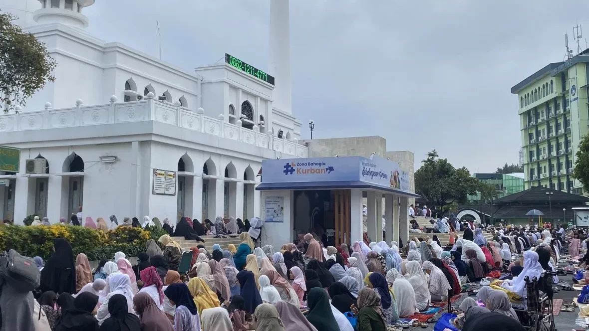Jamaah Masjid Al-Azhar Kebayoran Baru Rayakan Idul Adha Duluan, Apa Alasannya?