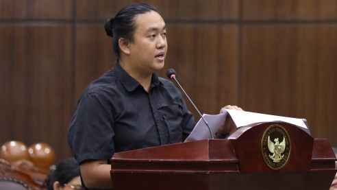 Andrie Yunus Disiram Air Keras, Korban Penculikan Rezim Orba yang Jadi Wamen Berkomentar