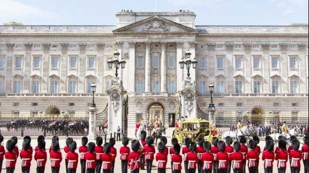 5 Fakta Menarik yang Pernah Terjadi di Istana Buckingham, Kamar Ratu Elizabeth II Dimasuki Penyusup