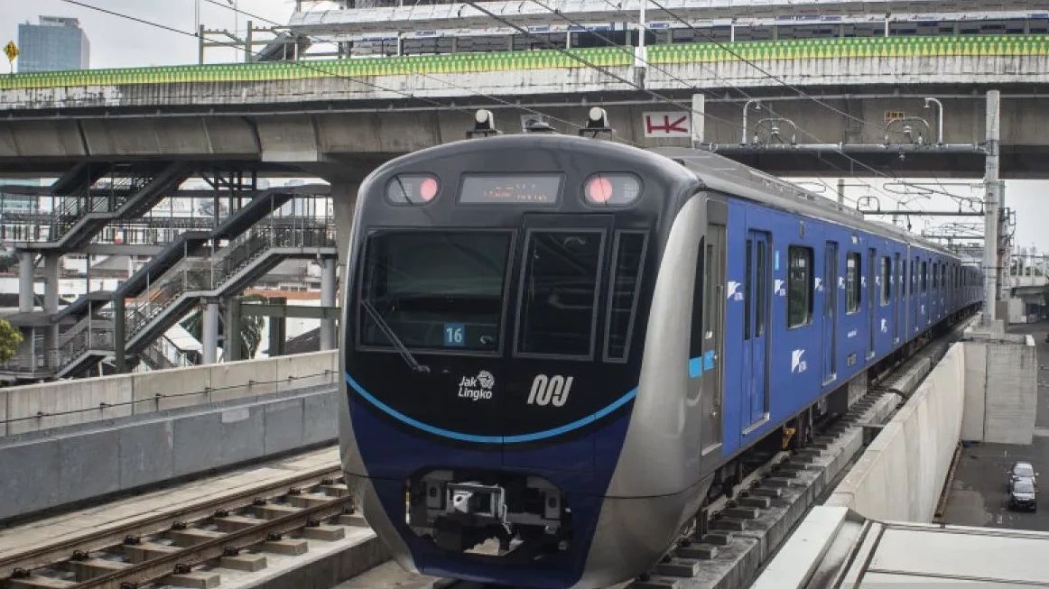 Transportasi Umum Akan Berlakukan Tarif Rp80 Saat HUT ke-80 TNI Pada 5 Oktober