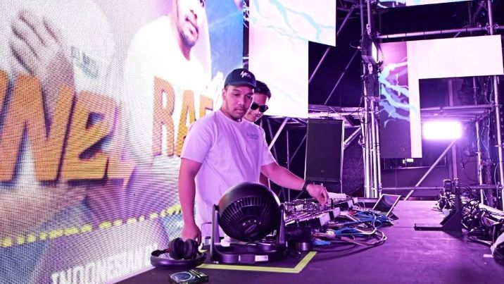 Lionel dan RAF, DJ asal Indonesia Tampil di Festival Musik Asia It's the Ship