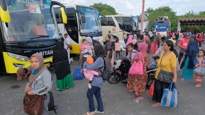 Puncak Arus Mudik di Terminal Pulo Gebang Jaktim 18-19 April, Pengelola Pastikan Kesiapan Armada Bus