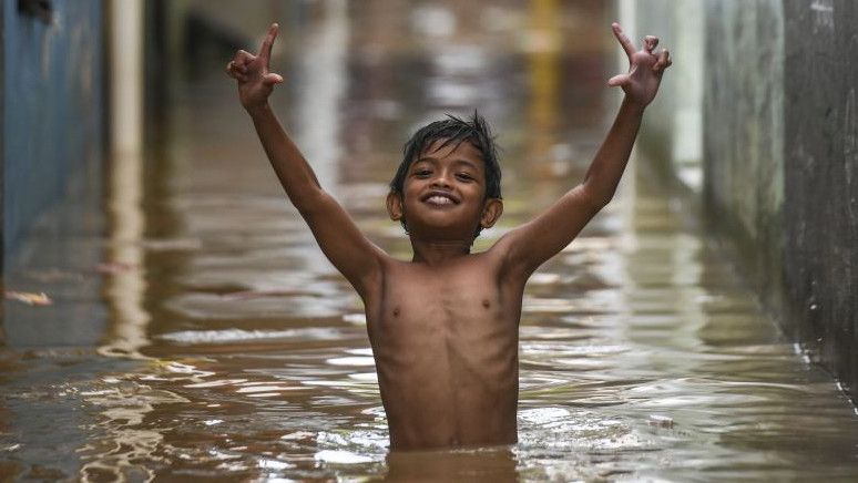 24 RT di Jaktim Masih Terendam Banjir Hari Ini, Tinggi Air Capai 1 Meter