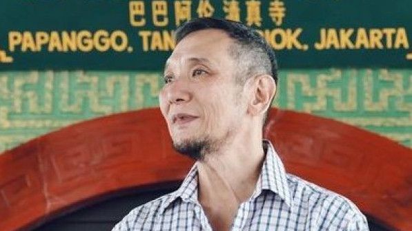 Konglomerat Jusuf Hamka Bagi-Bagi THR Rp10 Ribu ke Warga Malah Dihujat Netizen, Miris