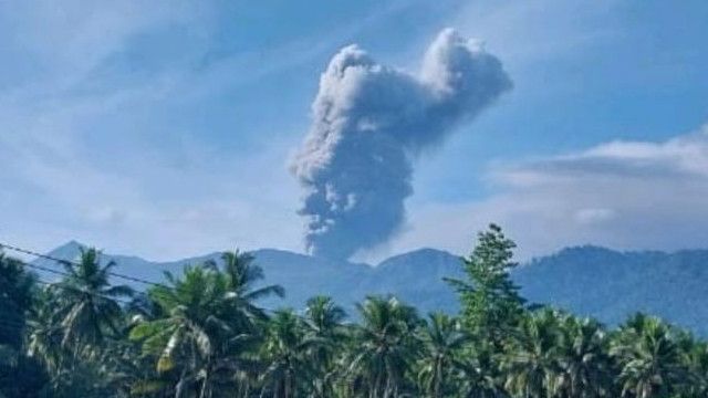 Gunung Dukono Kembali Erupsi Minggu Pagi, Status Siaga II Berlanjut