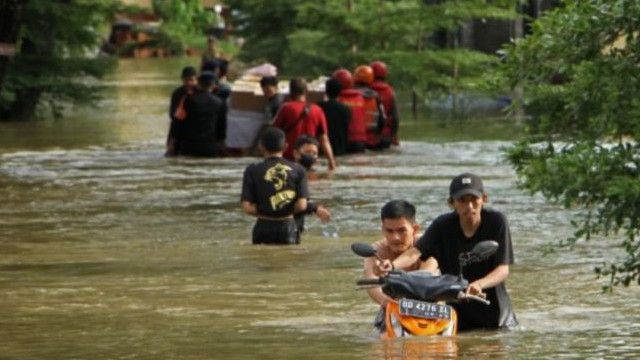 Munafri Ogah Anggap Banjir di Makassar Itu Genangan, Sindir Danny Pomanto?