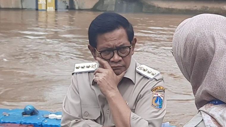 Soal Banjir Kiriman dari Bogor, Pramono Desak Kepala Daerah Lain Ikut Andil Modifikasi Cuaca