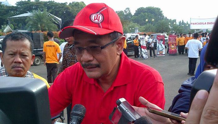 Djarot PDIP Bungkam soal Masifnya Relawan Ganjar Bersosialisasi Capres di Sulsel
