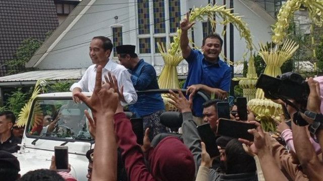 Ditanya Alasan Ikut Kampanye Luthfi-Yasin, Jokowi: Semua Tahu, Tak Perlu Saya Cerita