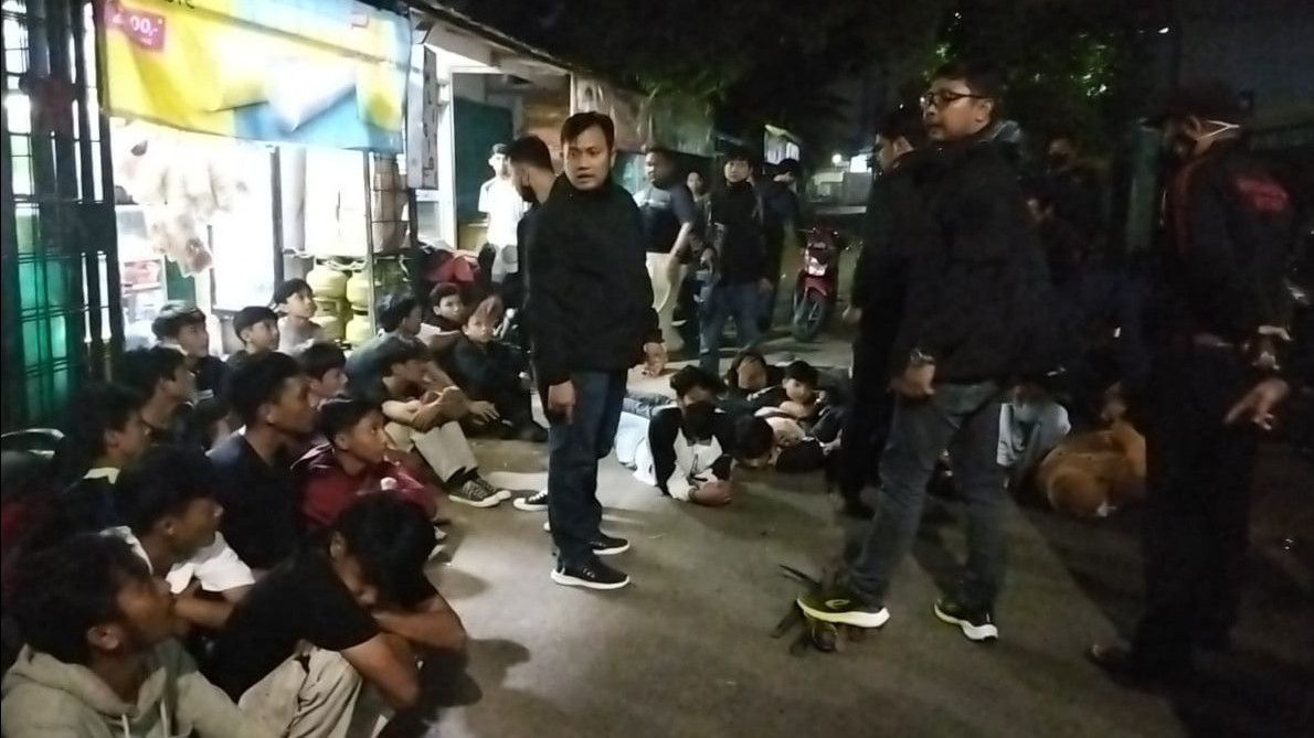 Polisi Tangkap Belasan Anggota Geng Motor yang Hendak Tawuran di Karang Tengah