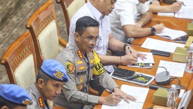 Dibatalkan Sepihak oleh Komisi III DPR RI, Keluarga Siswa GRO Luapkan Kekecewaan