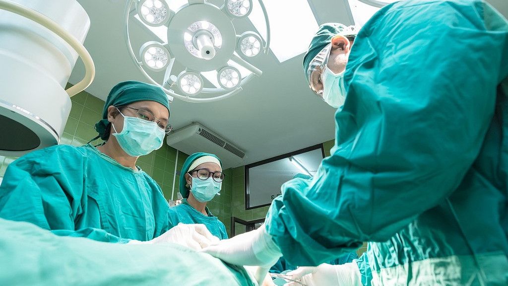 Dokter Spesialis di Daerah Tertinggal Kini Dapat Tunjangan Puluhan Juta dari Pajak Kita
