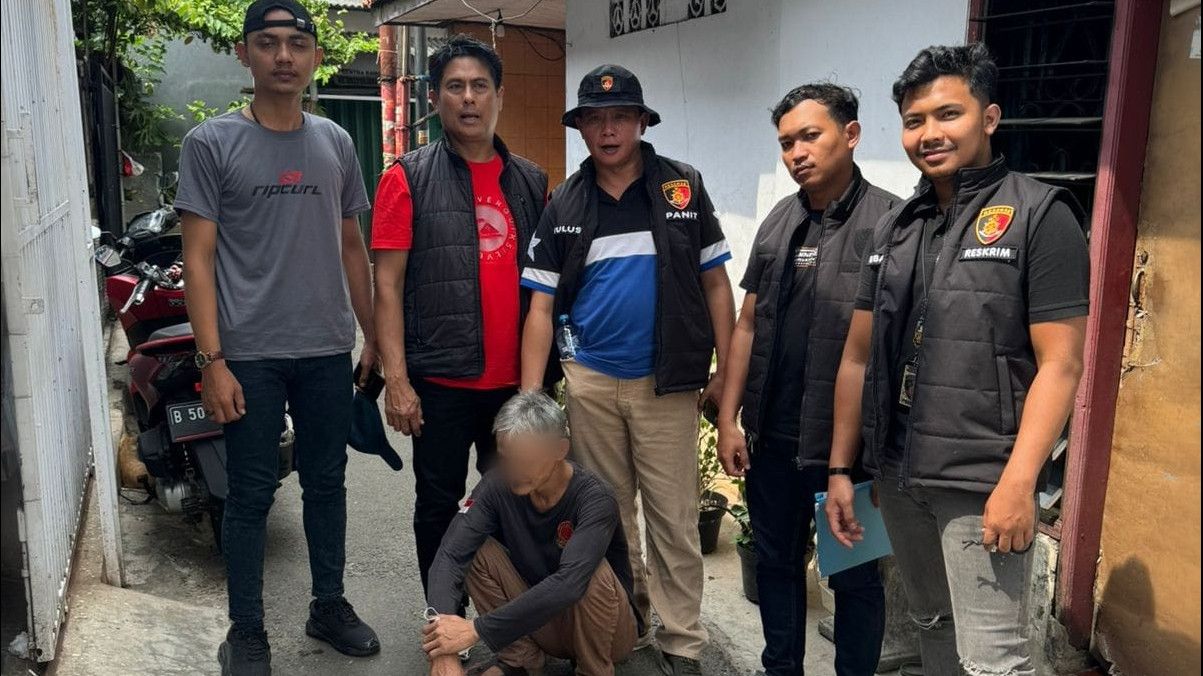 Kesal Tidak Diberi Jatah Preman, Pria Bacok Dua Anak Pengepul Rongsok di Jakbar