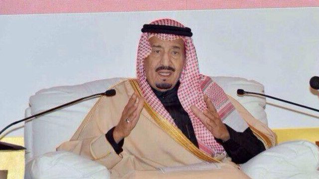 Sempat Demam Tinggi dan Nyeri Sendi, Raja Salman Alami Radang Paru-Paru