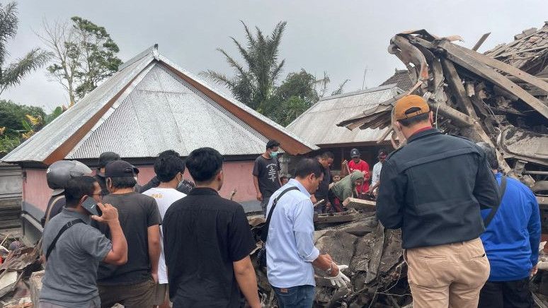 Detik-detik Truk Bermuatan Semen Tabrak Pengendara hingga Tewas di Bangli Bali