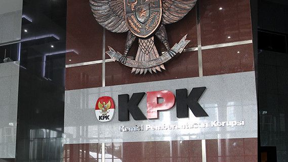 Diberhentikan per 30 September, Pegawai KPK Nonakti Sindir Jokowi: Bapak Presiden Membiarkan dan Maklum Ada Pelanggaran?