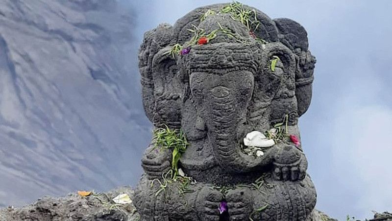 Arca Ganesha yang Hilang di Gunung Bromo Kini Diganti