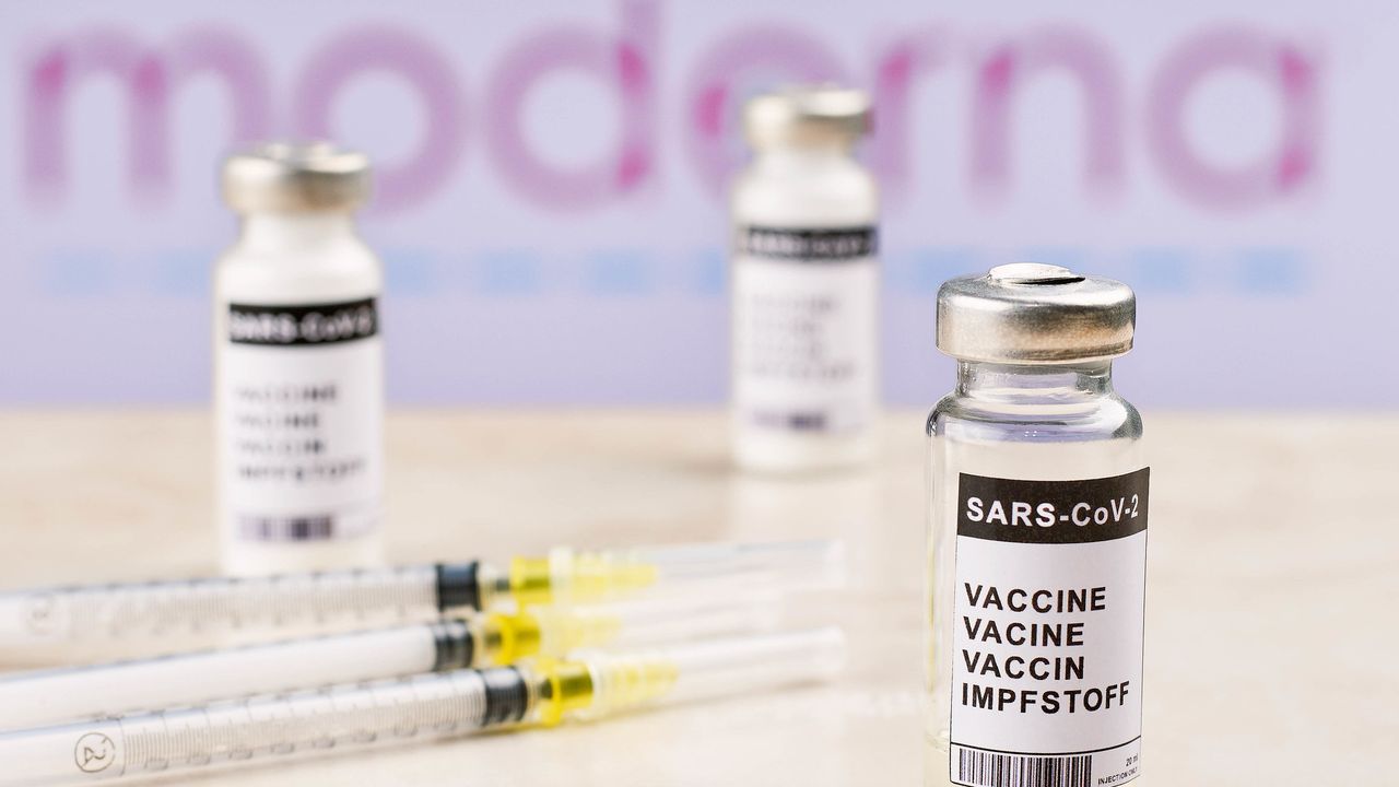 Moderna Uji Vaksin COVID-19 Terbaru, Bisa Disimpan di Suhu Kulkas Biasa