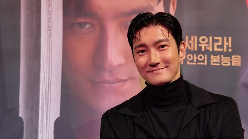 Berduka Kematian Charlie Krik tapi Bungkam Soal Genosida Gaza, Siwon Super Junior Didesak Mundur