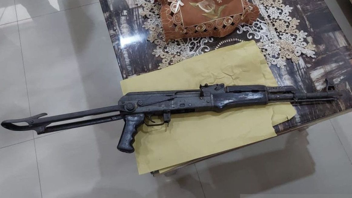 Viral Pengemudi Pajero Tenteng Benda Diduga Shotgun Saat Cekcok di Jalanan Jaktim