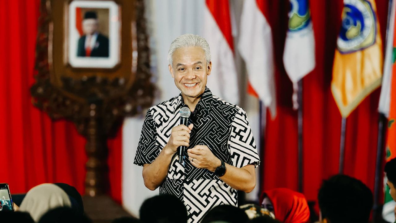 Panas Debat Prabowo-Anies, Ganjar: Saya Jadi Tidak Enak, Dua Kawan Ini Sedang Buka Buku Lama