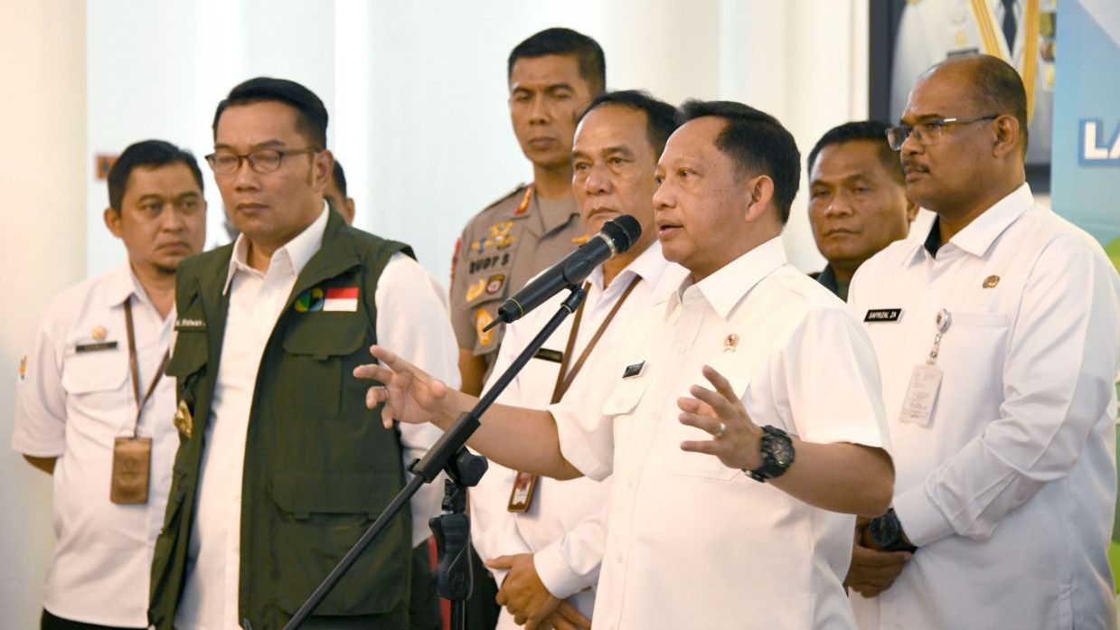 Jokowi Buka Jabatan Wamendagri, Siapa Mau Jadi Wakil Tito Karnavian?