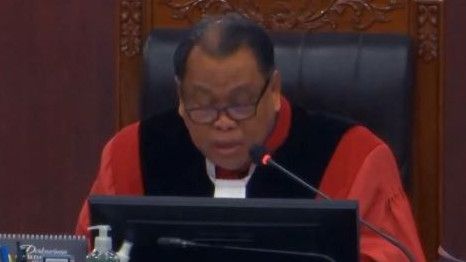 Momen Hakim MK Tanya 4 Menteri Datang ke Sidang MK karena Diperintah Jokowi atau Tidak