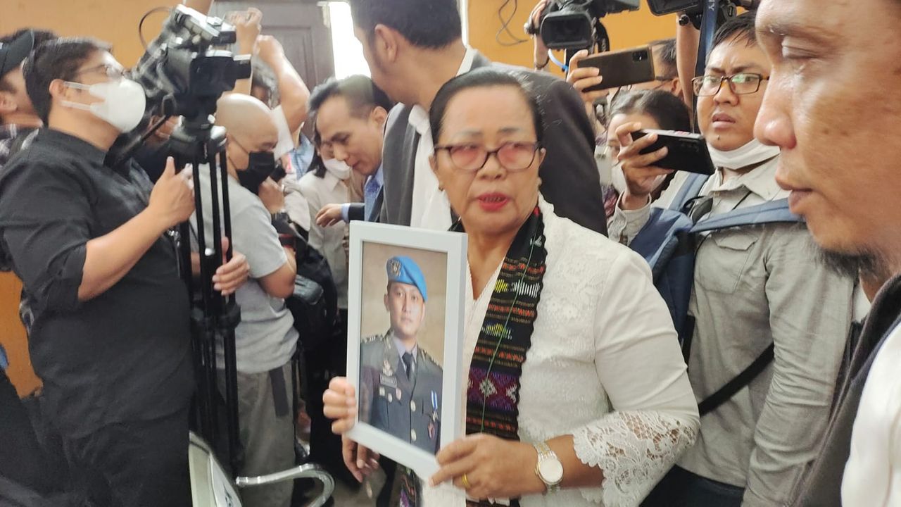 Ibu Yosua Harap Putri Candrawathi Divonis 20 Tahun Penjara: Dia Biang Kerok Pembunuhan Berencana!