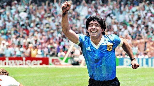 Tak Beri Penghormatan ke Maradona, Pesepak Bola Putri Ini Dapat Ancaman Pembunuhan