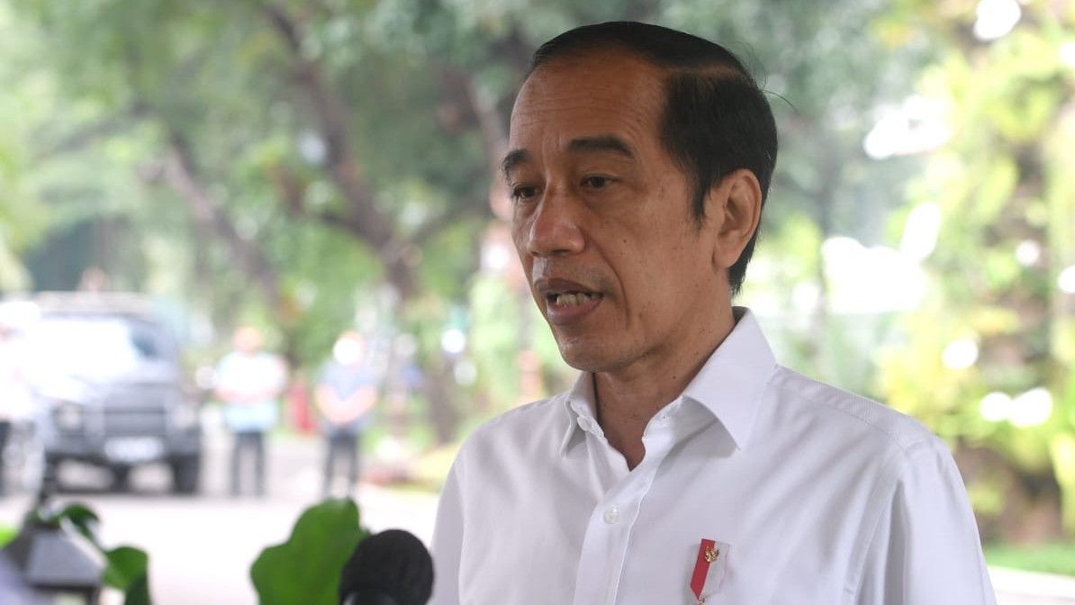 Presiden Jokowi Berduka Kabinda Papua Gugur, Perintahkan TNI dan Polri Kejar Anggota KKB