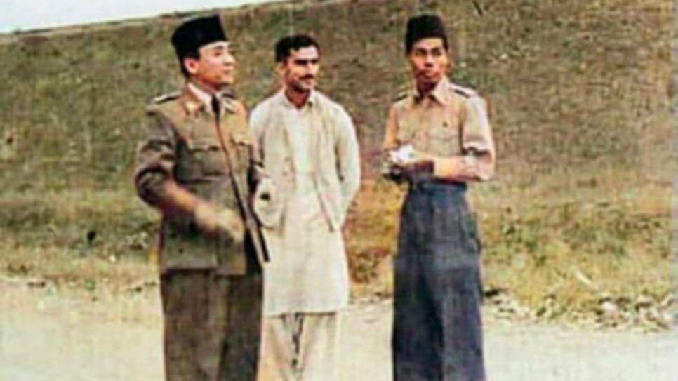 Foto Ayah Habib Rizieq Bersama Bung Karno dan Jenderal Soedirman, Sengaja Ditutupi Sejarah, Benarkah?